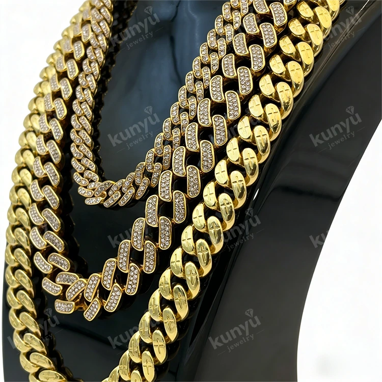 Catena a maglie cubane in oro