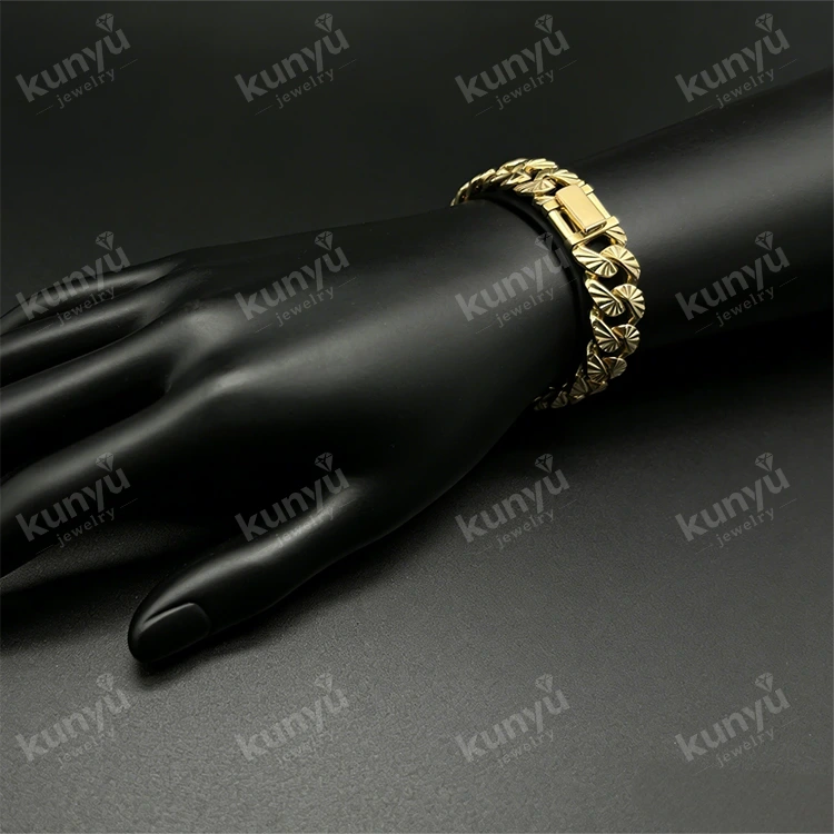 Bracciale Hip Hop placcato in oro