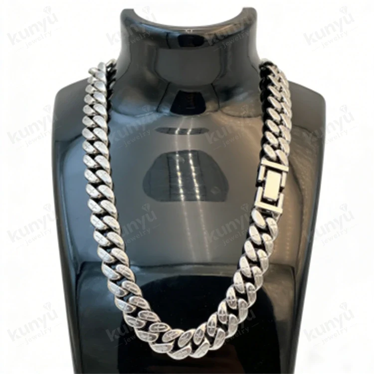 Collana streetwear hip-hop