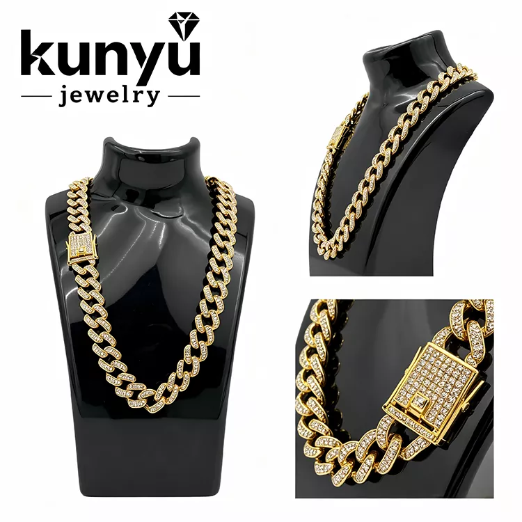 Collana Hip Hop ghiacciata